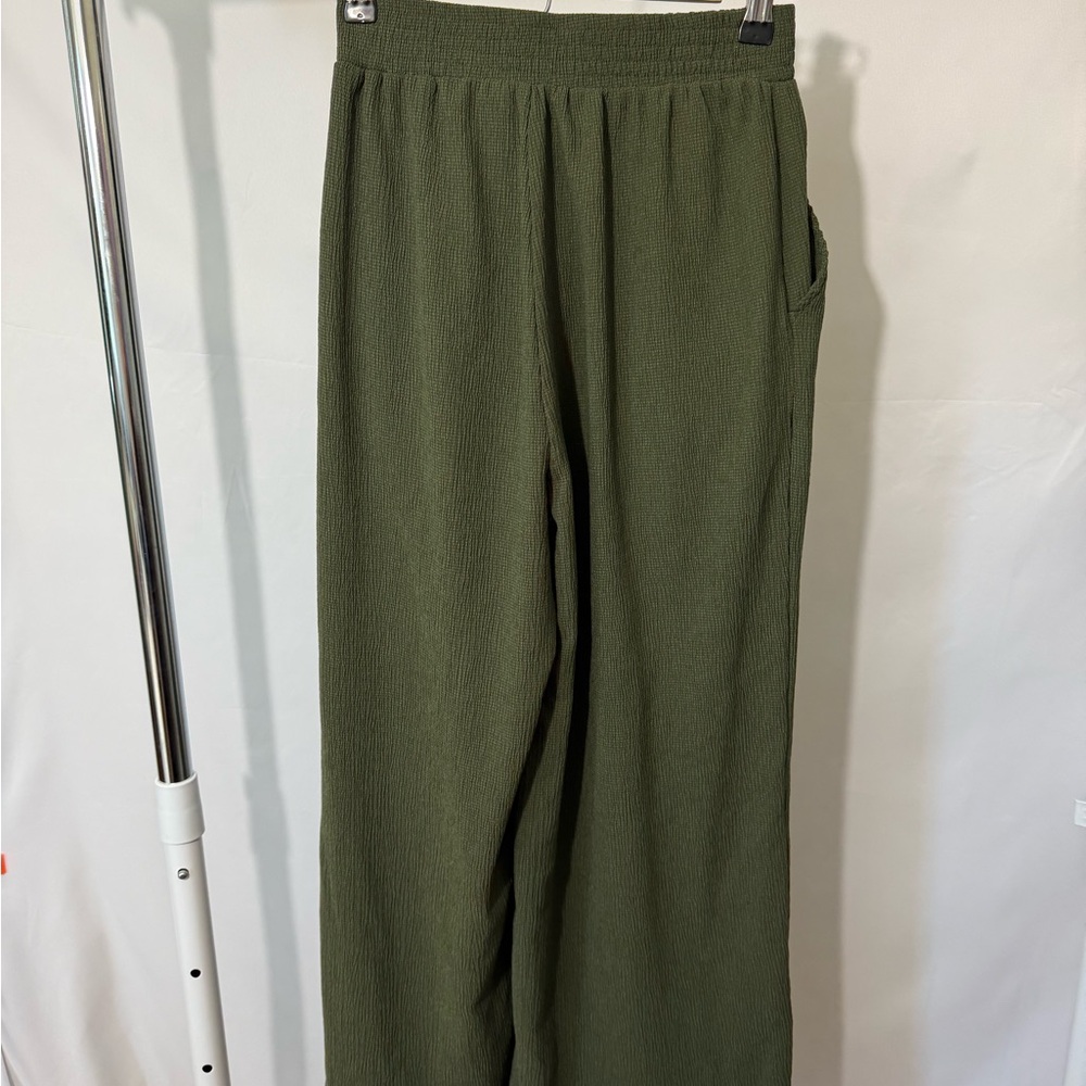 Olive Green Wide Leg Pants Lightweight Summer High Waist Comfy Small - Picture 2 of 9